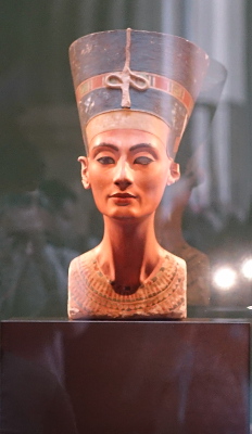 Buste de Nefertiti (-1345) THOUTMÔSIS