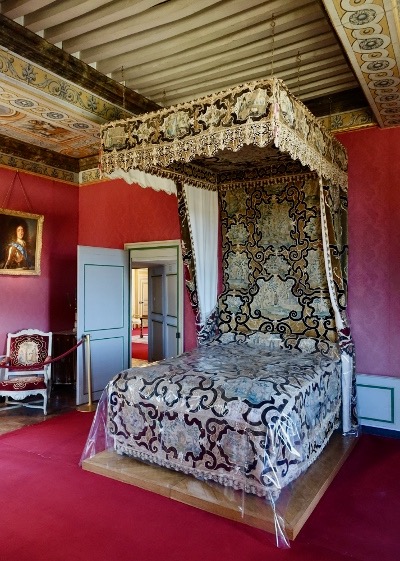 BAZOCHES- Château de Vauban (58)