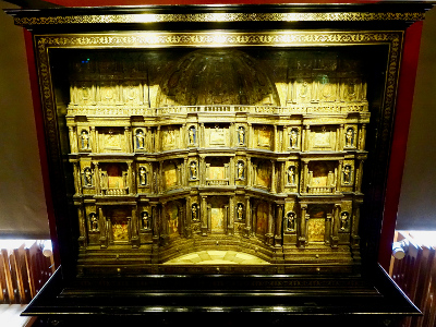 ÉCOUEN - Château (95)